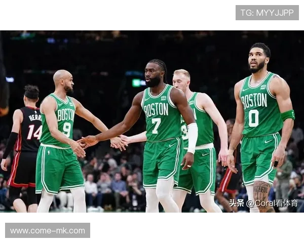 雄鹿稳居东部前列，主帅称团队默契十足，雄鹿队雄鹿队